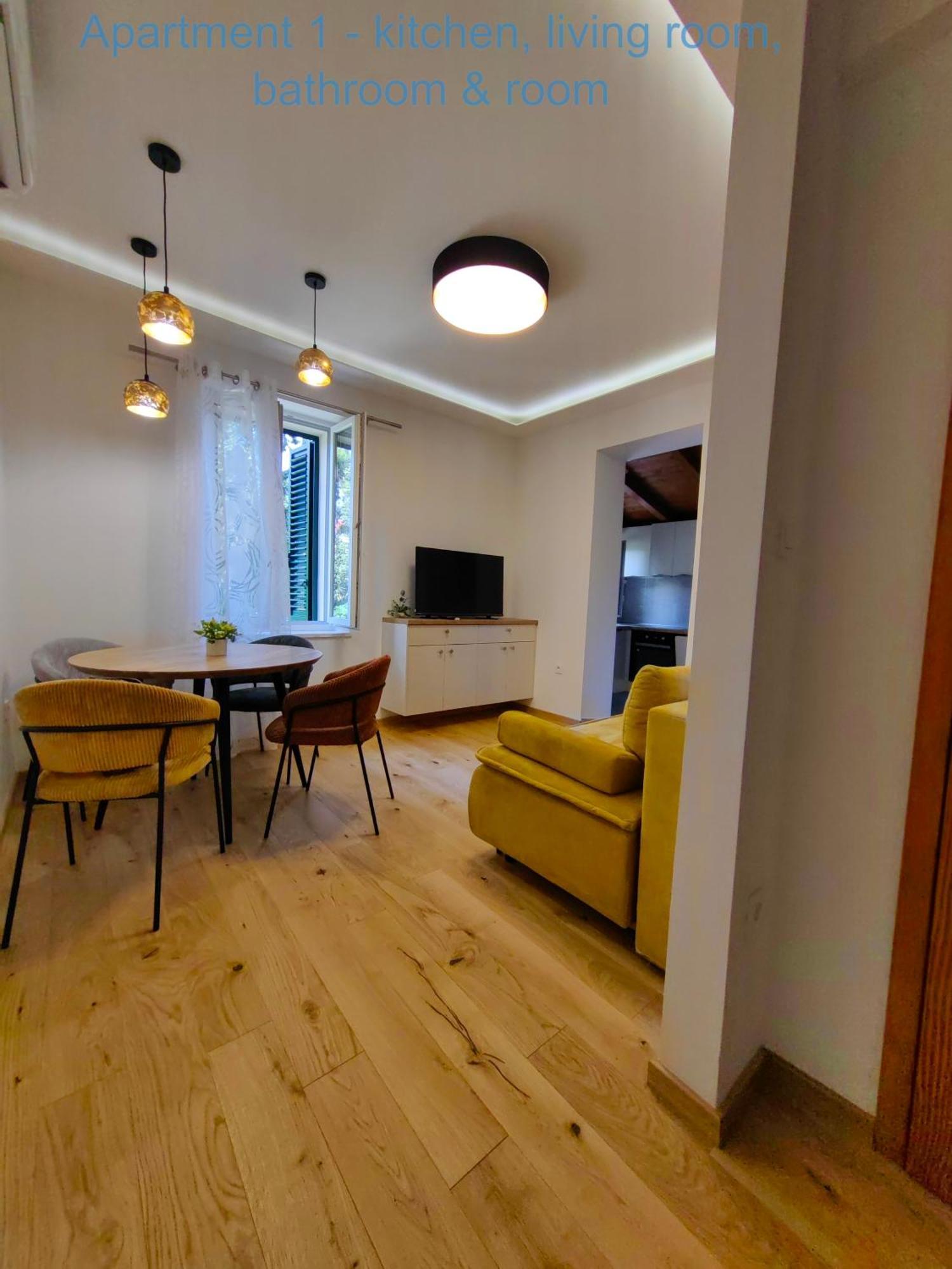 Relax And Enjoy Apartments Split Exterior photo